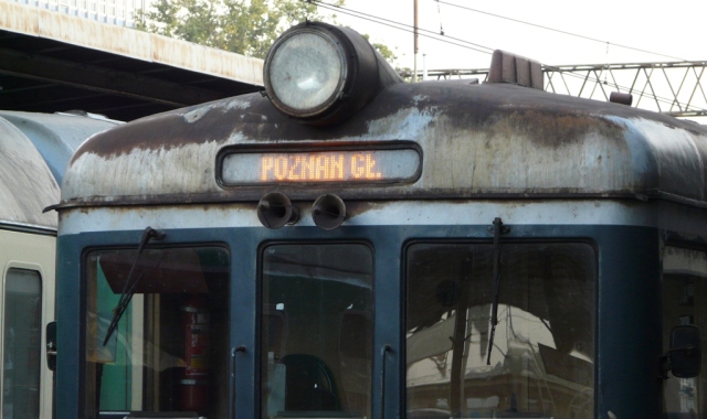 Pociąg potrącił mężczyznę