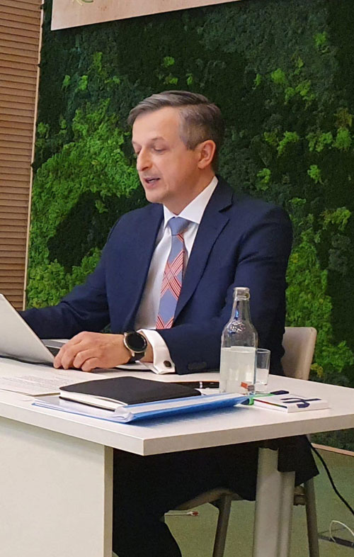 T.Markiewicz sesja ONZ 2 foto RDLP Poznań