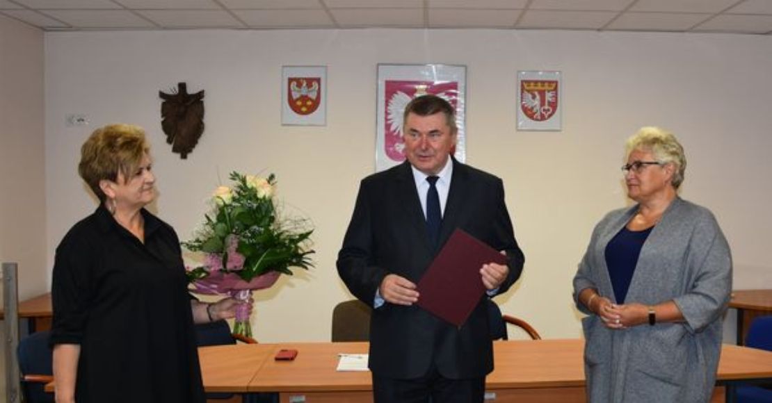 Pożegnanie Dyrektora Szkoły Podstawowej nr 3 w Rogoźnie (foto)