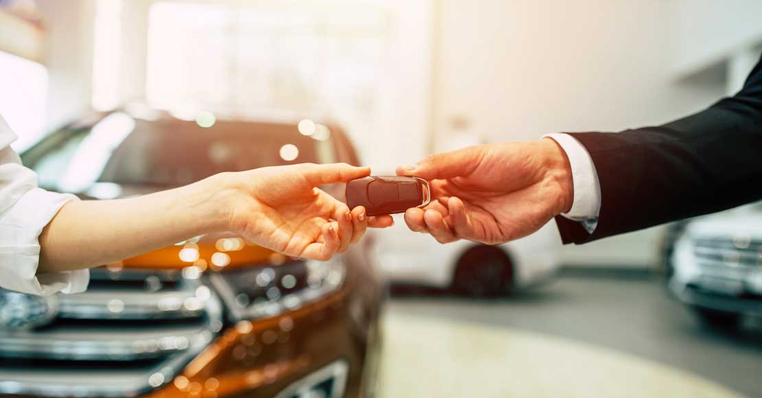 Jak sprzedać auto w dobrej cenie? Poznaj kilka sprawdzonych porad!