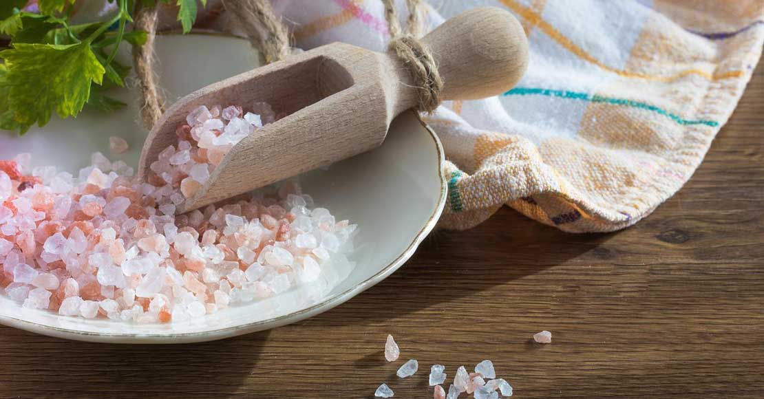 Sól himalajska - dlaczego warto ją stosować w kuchni?