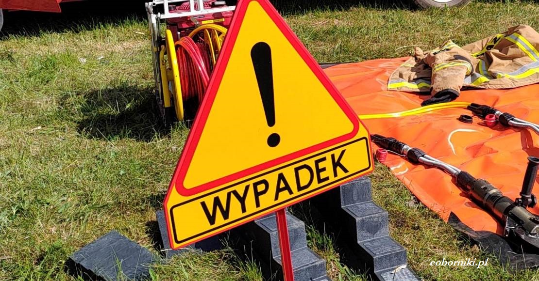 Zablokowana droga w Wełnie po wypadku na DK11