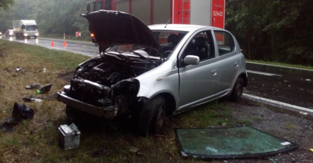 nadmierna predkosc przyczyna dachowania toyoty