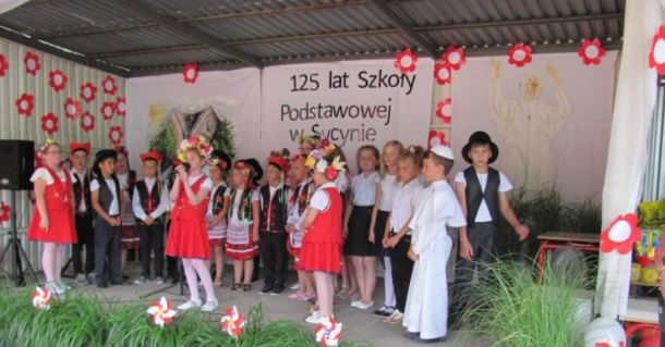 szkola w sycynie ma juz 125 lat um oborniki