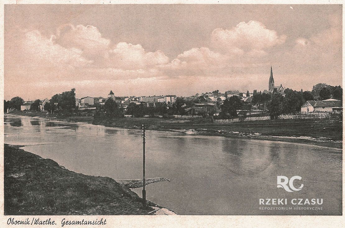 Warta - widok na gospodarstwa ogrodnicze - tereny dzisiejszego osiedla przy ul. Powstańców Wlkp. w Obornikach  |  01.01.1899 – 31.12.1995