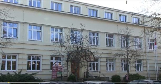 dzis czynny jest urzad miejski w obornikach